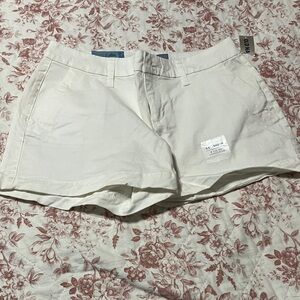 Old Navy Women's Cream Shorts